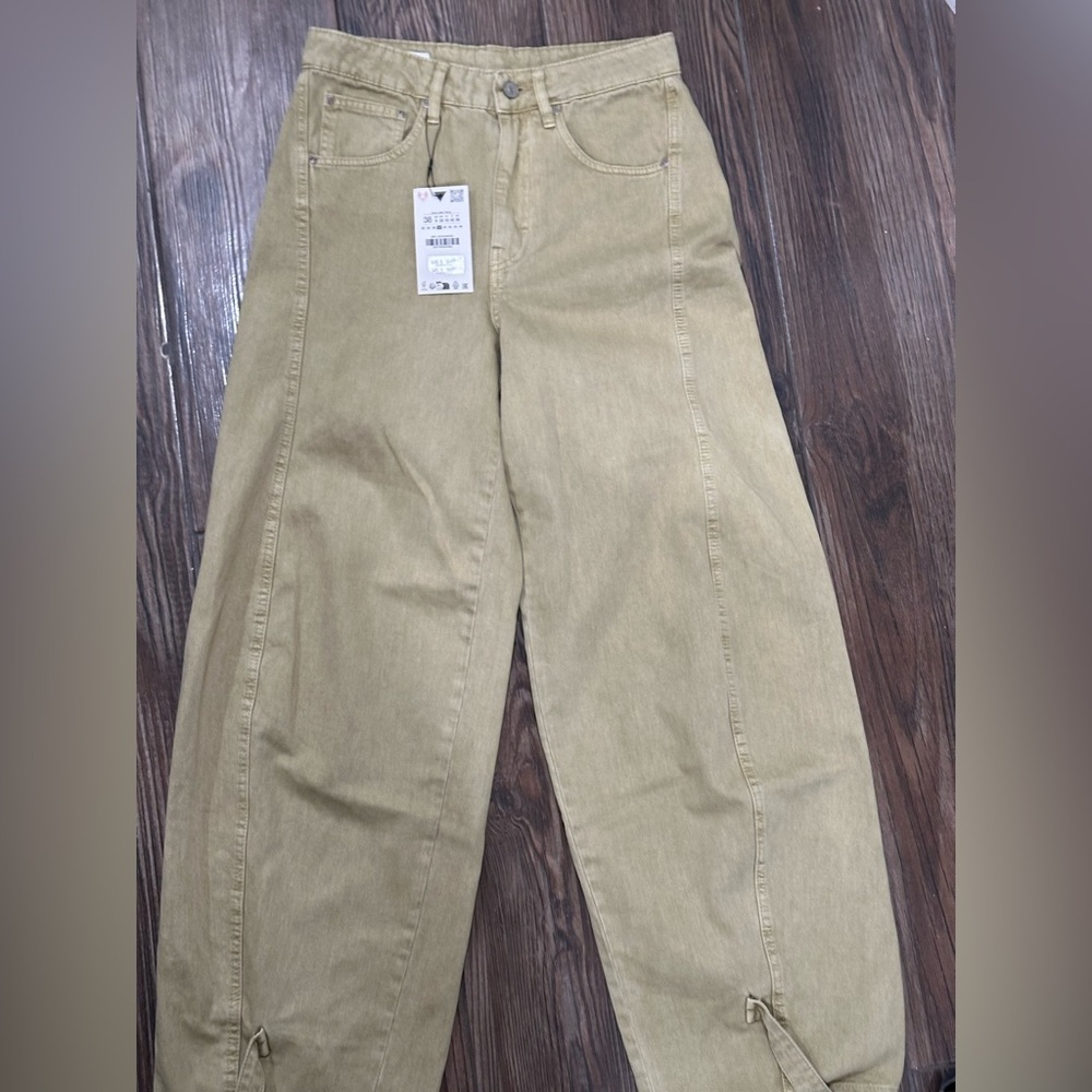 Zara Women's Olive Green Wide Leg Flare Oversize Jeans/Pants